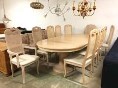 Matbord + 10st stolar